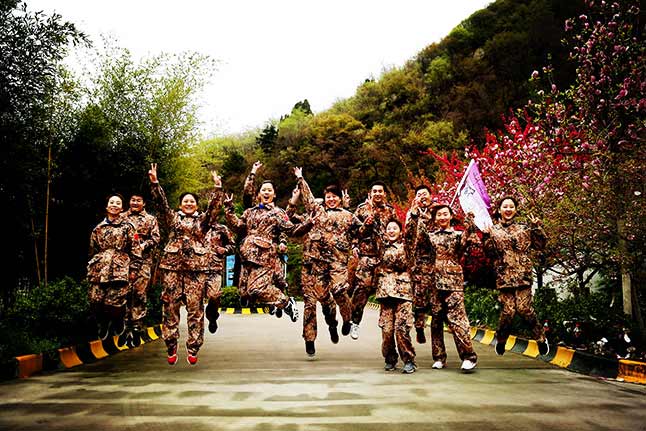 博爱才能赢天下-汇海团建